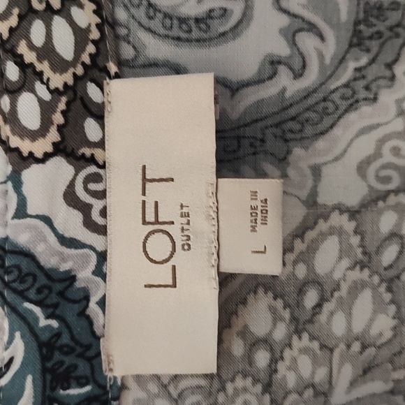 Loft Blouse Size L Long Sleeve Button Front Paisley Floral Green Pink Top Fall - Picture 2 of 14